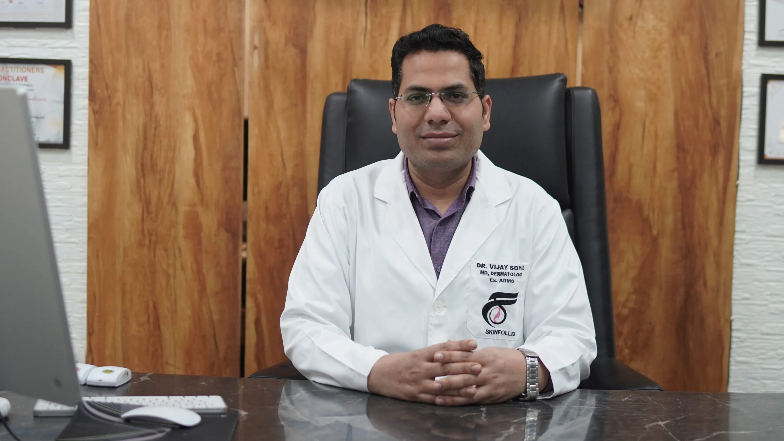 Dr Vijay Soyal - Best Dermatologist Doctor in Delhi