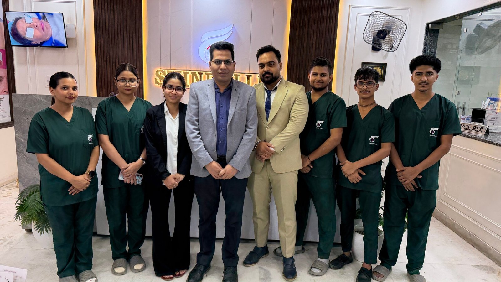 Anti-ageing skin rejuvenation consultation at Skinfollix, a trusted dermatologist clinic in Delhi