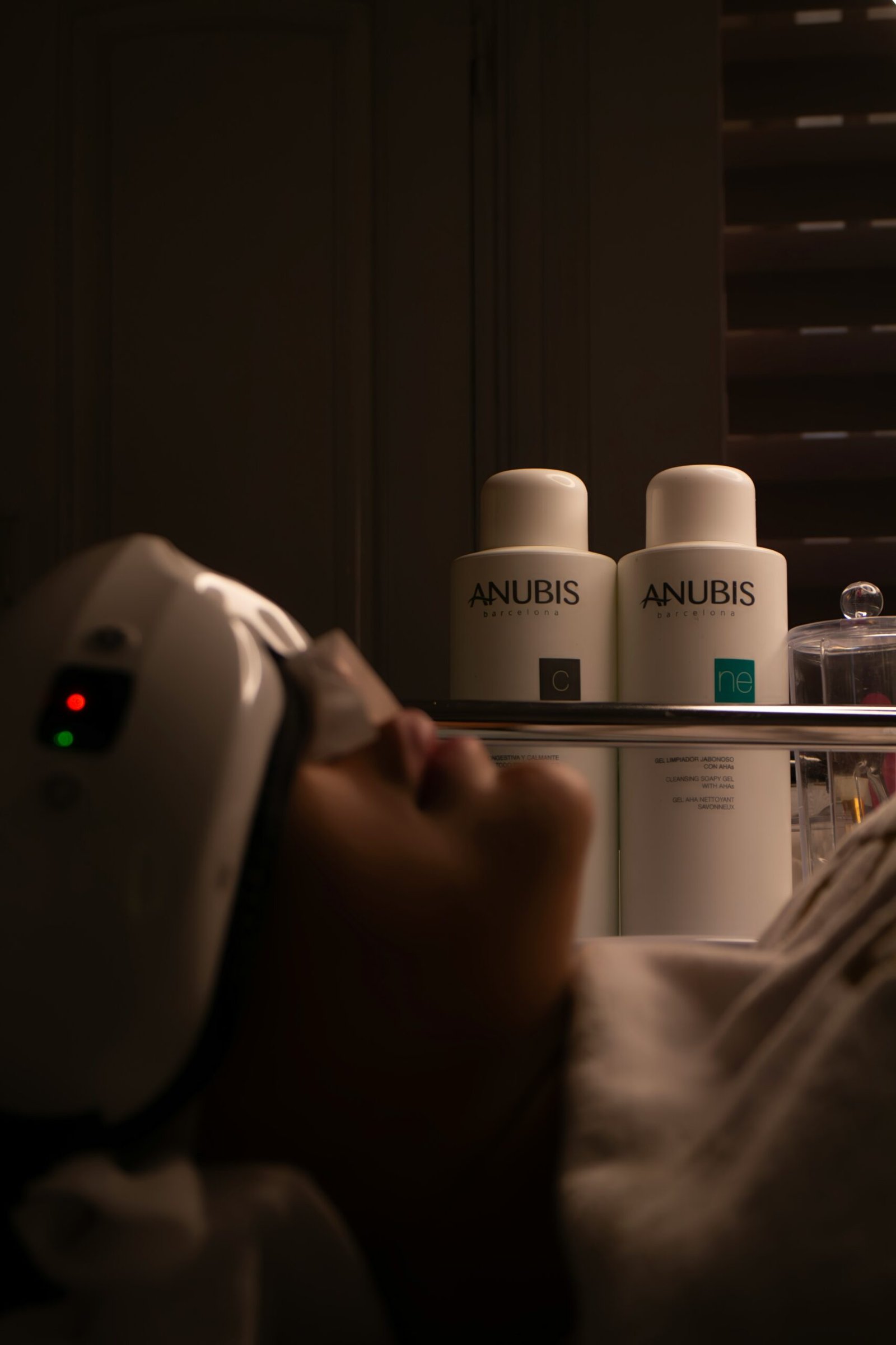 Dull Skin Treatment in Delhi at Skinfollix
