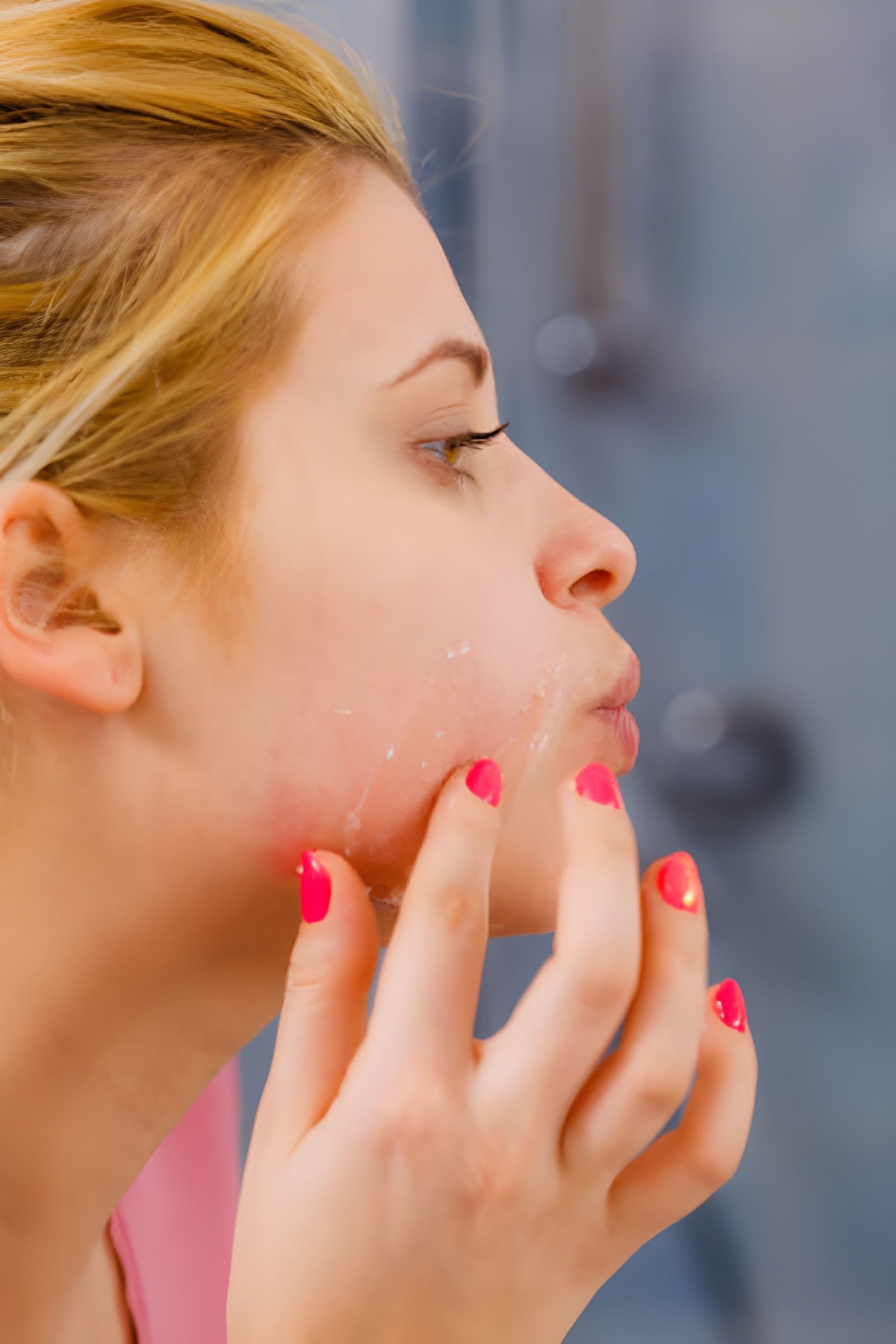 Product-reactive sensitive skin treatment in Delhi