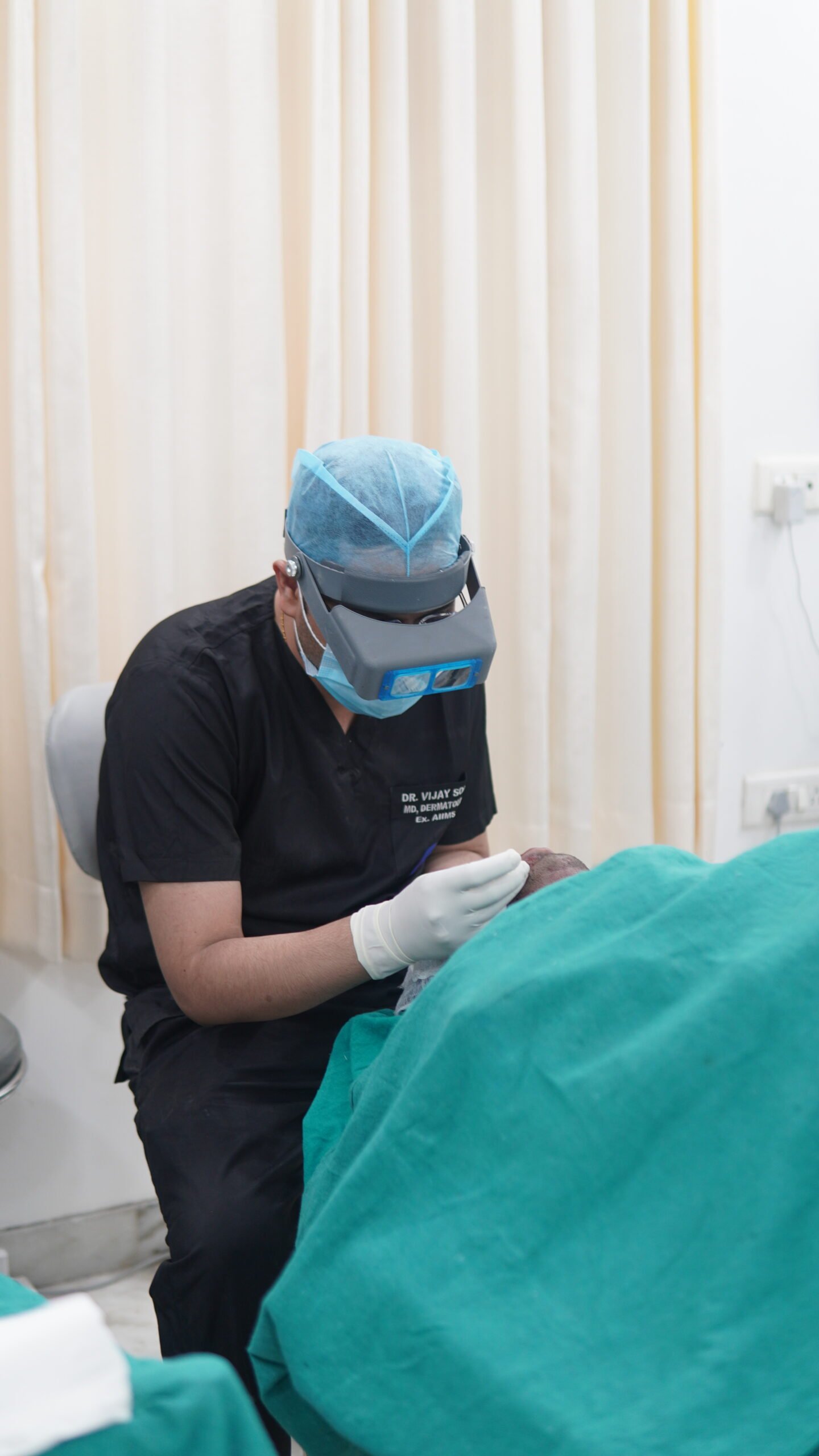 Immediate aftercare on days 1 to 3 following hair fall treatment in Delhi at Skinfollix