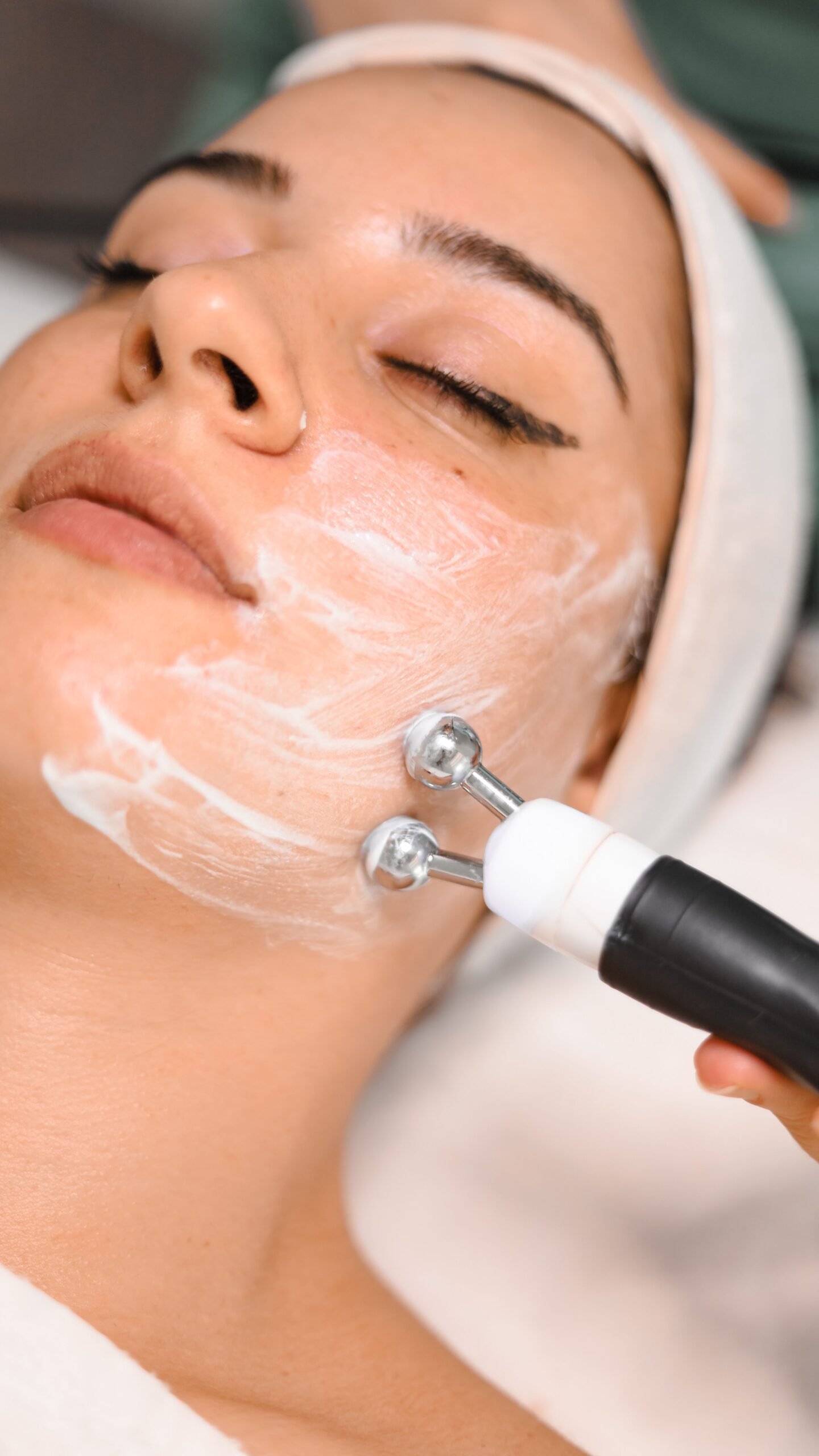 Signs and symptoms of dull skin