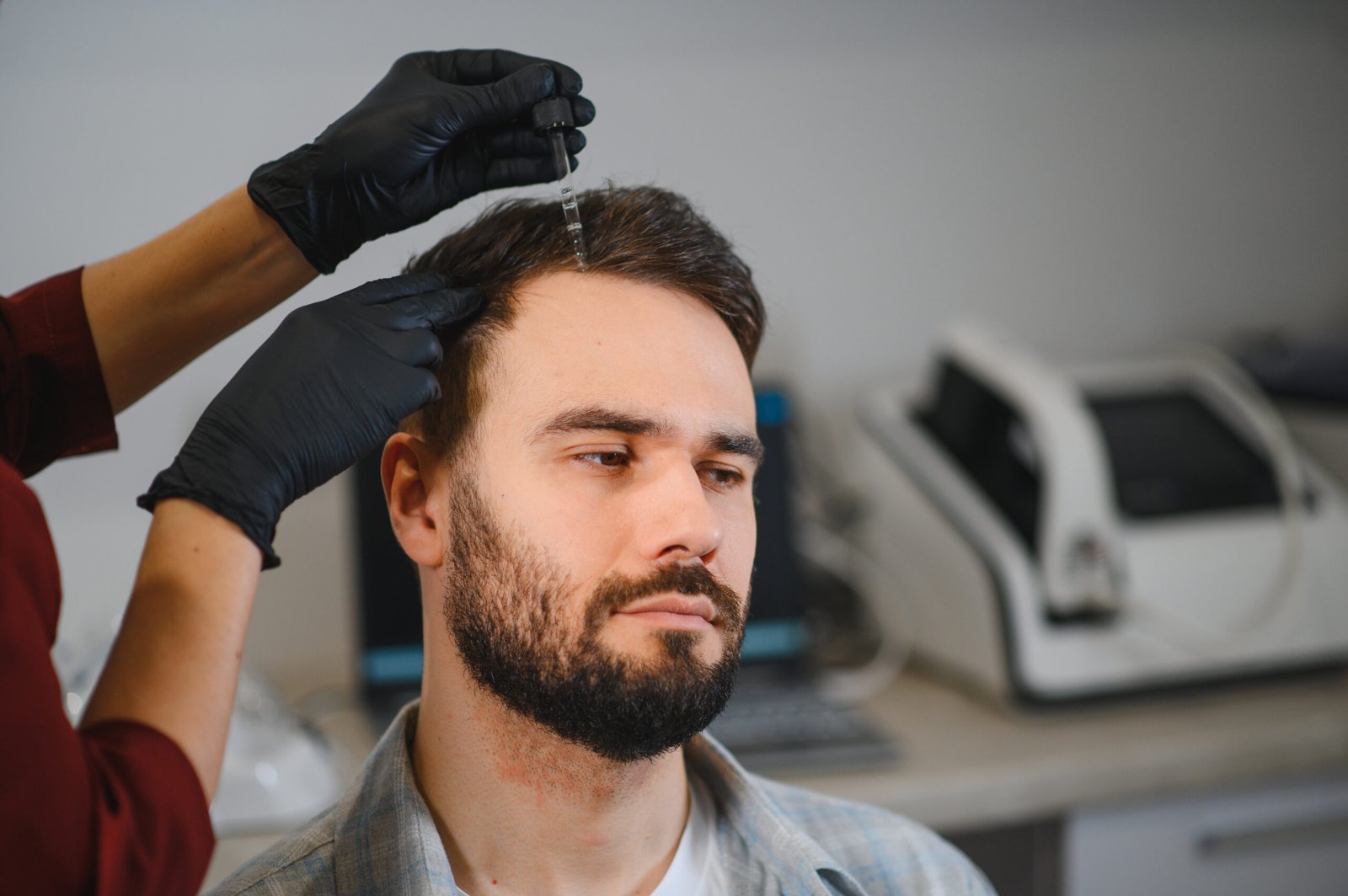 GFC hair treatment consultation and diagnosis process at Skinfollix in Delhi